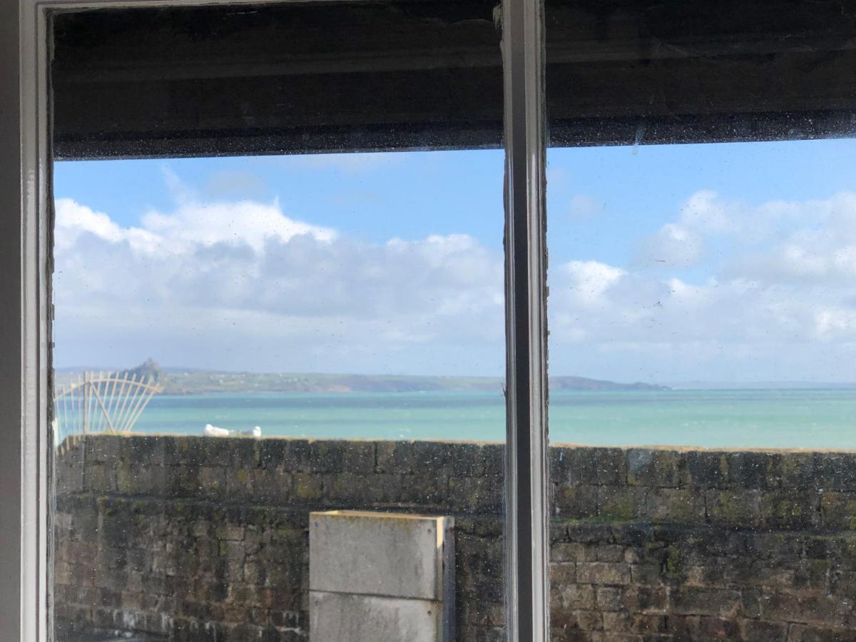 The Dolphin Tavern Penzance Exteriör bild
